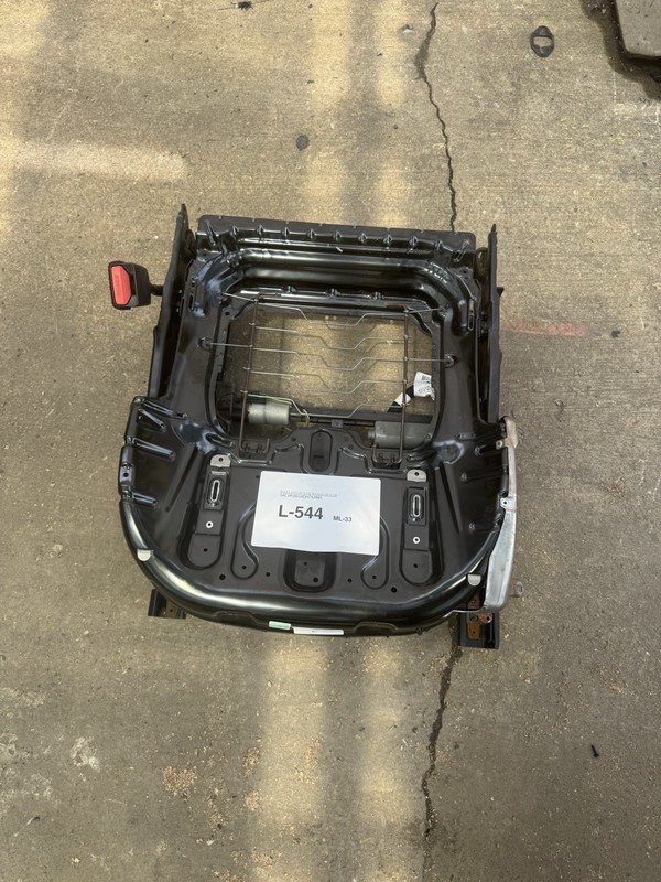 2012-2015 RANGE ROVER EVOQUE (L538) LEFT FRONT DRIVER 8-WAY SEAT TRACK w/ MOTORS