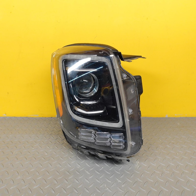 2020-2022 KIA TELLURIDE RIGHT HALOGEN HEAD LIGHT LAMP HEADLIGHT OEM 92102S9000