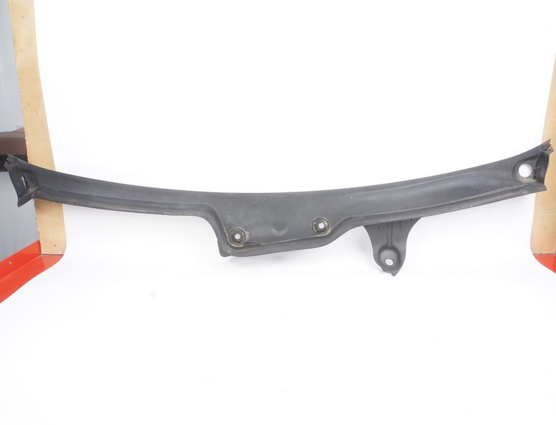 2007 - 2013 Mercedes W221 S550 S63 S600 Front Windshield Cowl Trim Cover Panel
