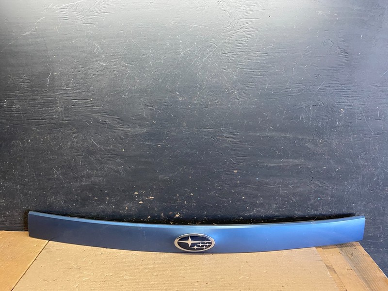 2009 - 2013 Subaru Forester Liftgate Tailgate Trunk Trim Molding OEM s1462 DG