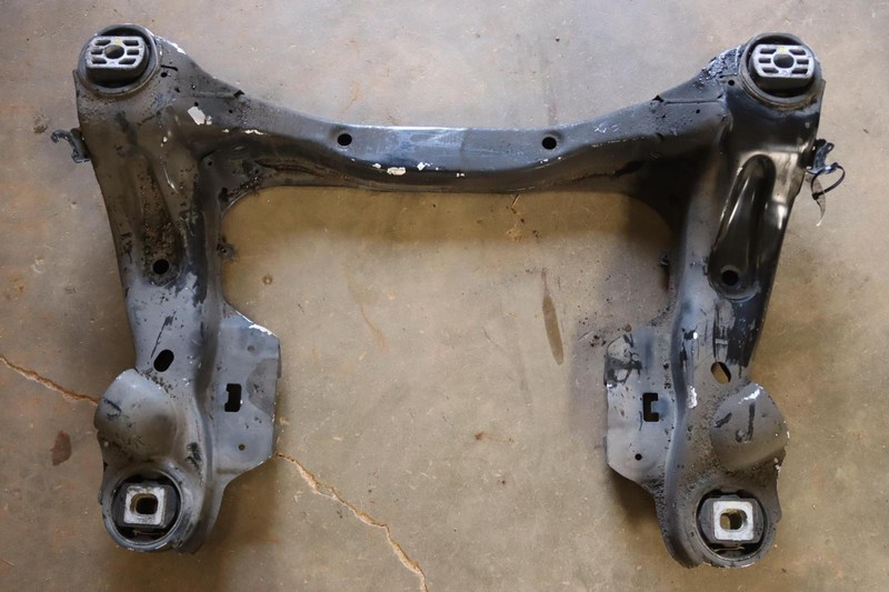 2003-2011 BENTLEY CONTINENTAL GT FRONT SUSPENSION CROSSMEMBER SUBFRAME OEM
