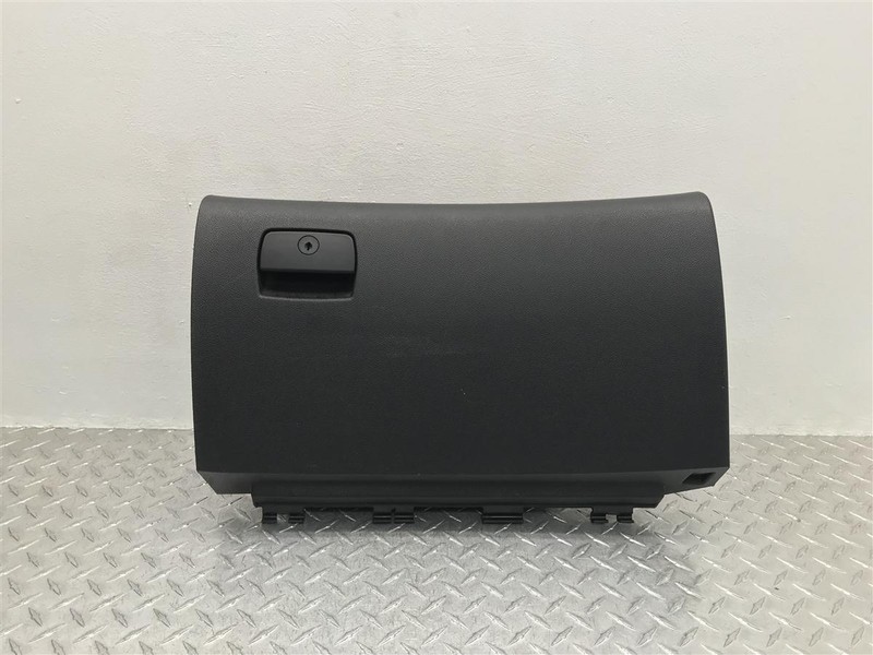 2012 CHEVROLET TRAVERSE GLOVE BOX OEM