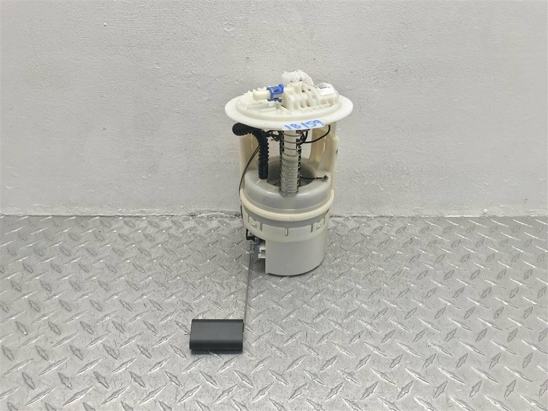 05 06 07 CARAVAN TOWN AND COUNTRY FUEL PUMP 3.8L OEM 323-00183