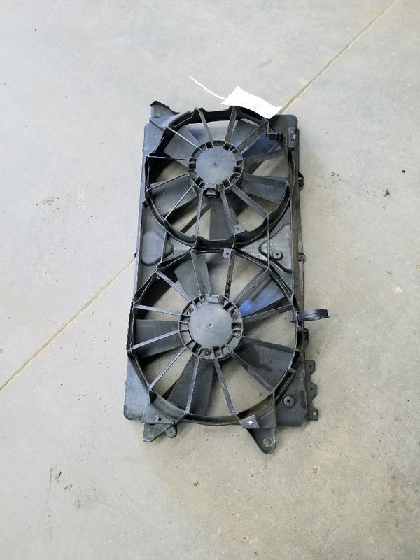Radiator Fan Motor Fan Assembly Fits 10-17 EXPEDITION 257943