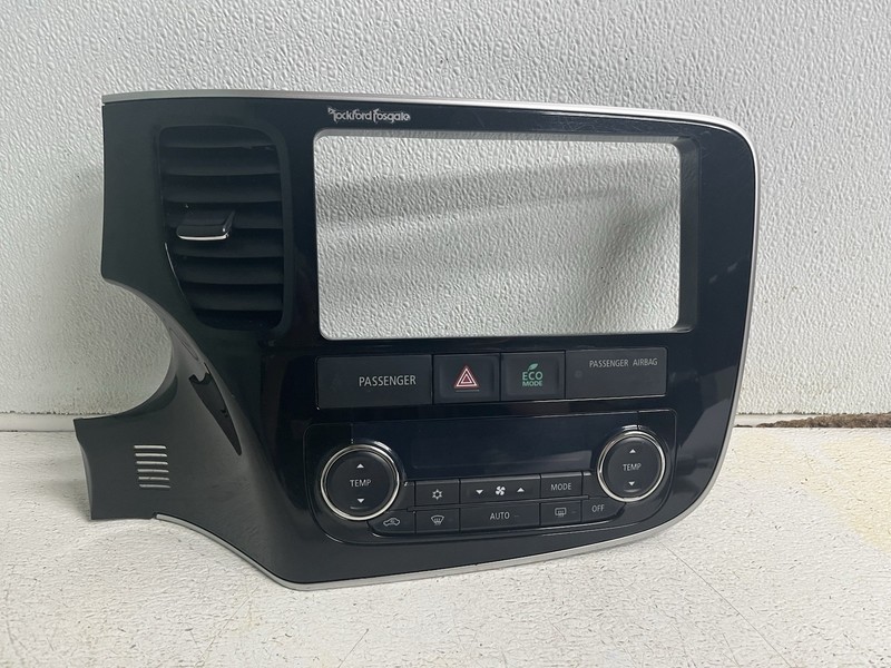 2015 Mitsubishi Outlander Heater A/C Radio Stereo Climate Bezel Hood Trim Cover