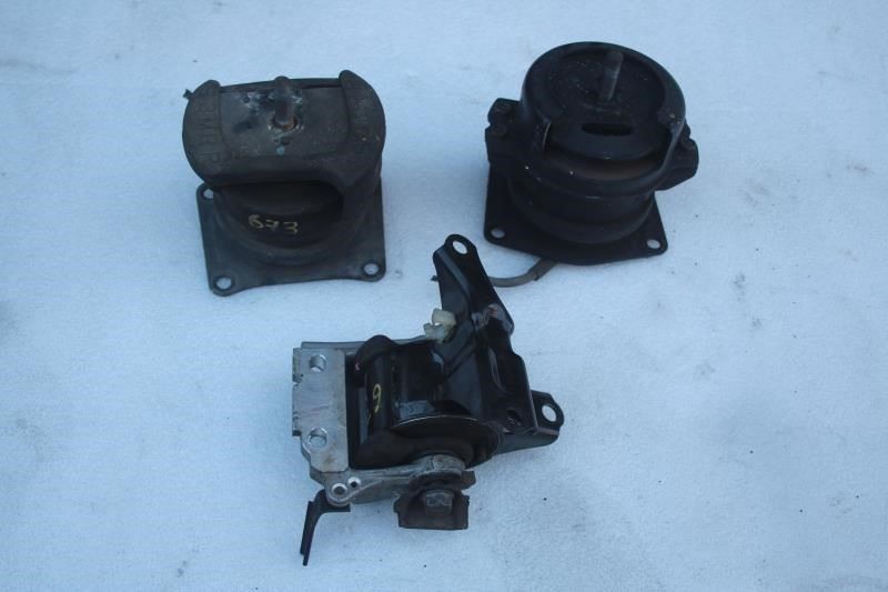2000 2001 2002 2003 ACURA TL MOTOR ENGINE MOUNTS 3 PIECES BASE MODEL