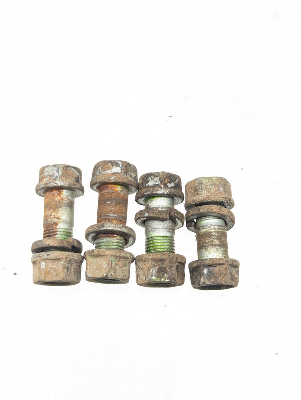 1992-1995 Toyota 4Runner 3.0L Drive Shaft Bolts