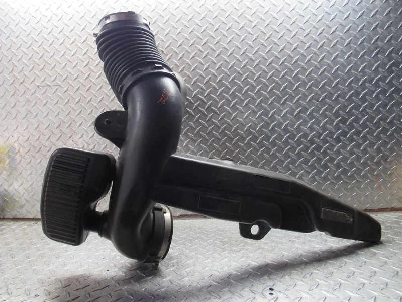 2009 GMC YUKON XL 1500AIR CLEANER SNORKEL TUBE ASSEMBLY 6.2L