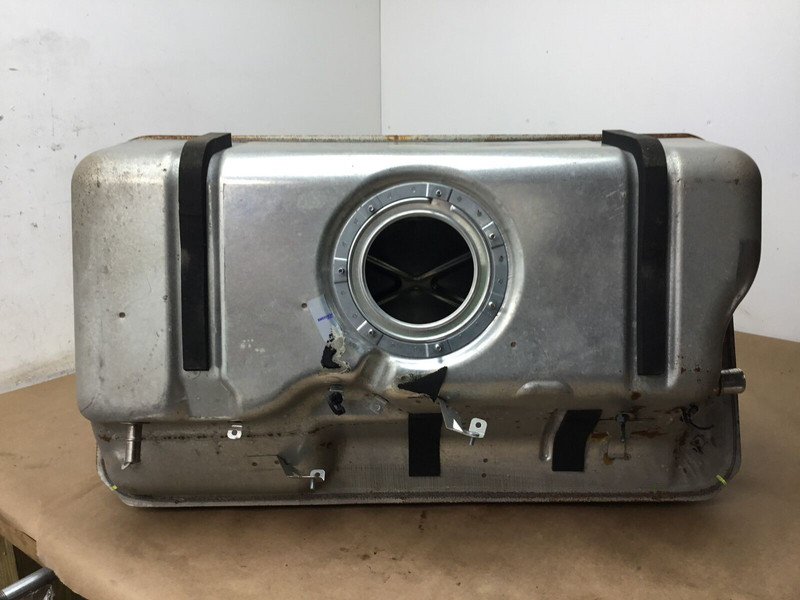 Aston Martin DB9 GT 2016 6.0L Fuel Tank Reservoir 13-16 :Y