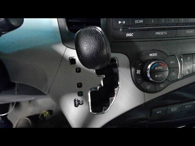 SIENNA 2013 Automatic Transmission Shifter 1702476