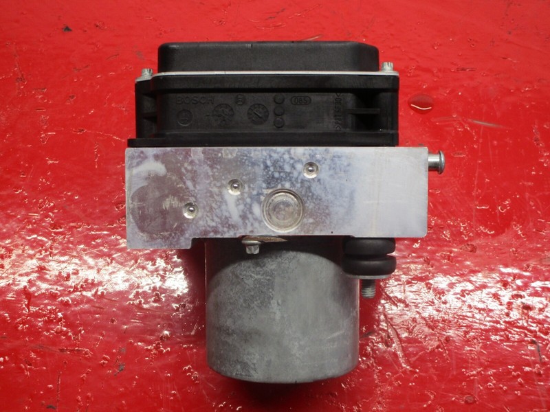 2005 - 2006 LAND ROVER LR3 4.0L V6 ANTI LOCK ABS BRAKE PUMP OEM