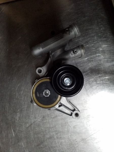 BONNEVILL 1999 Belt Tensioner 184585