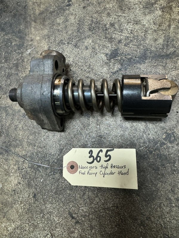 Navistar MAXXFORCE 11 13 15 High Pressure Fuel Pump Cylinder Head