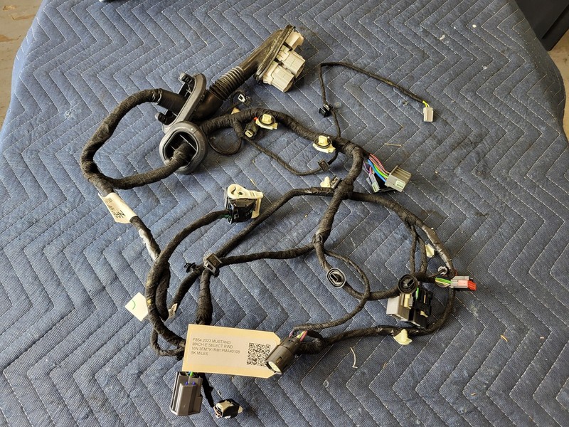 Used Oem Ford Left Driver Front Door Wiring Harness for 2021-2023 Mustang Mach-E