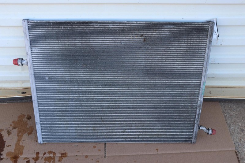 2014-2019 MERCEDES S-CLASS S550 W222 INTERCOOLER COOLANT RADIATOR OEM