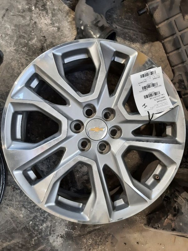 2018-2019 Chevy Traverse Wheel Rim 20x8 10 Spoke Opt SLY