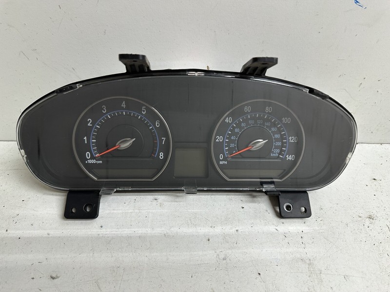 2007-2008 Kia Optima 2.4L AT Cluster Speedometer tach gauges instrument panel oe