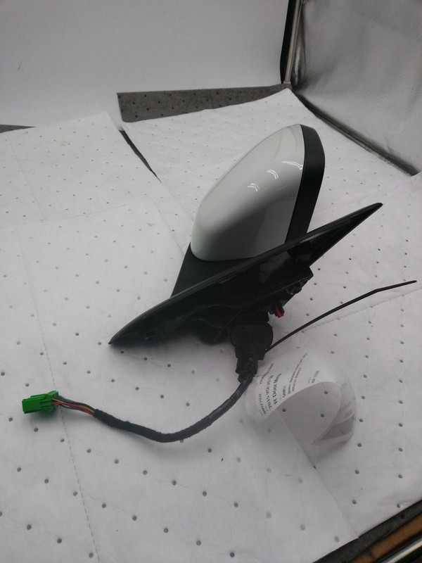 2015 Volvo S60 Right Door Mirror White OEM Used Deep Scratch 144k Miles