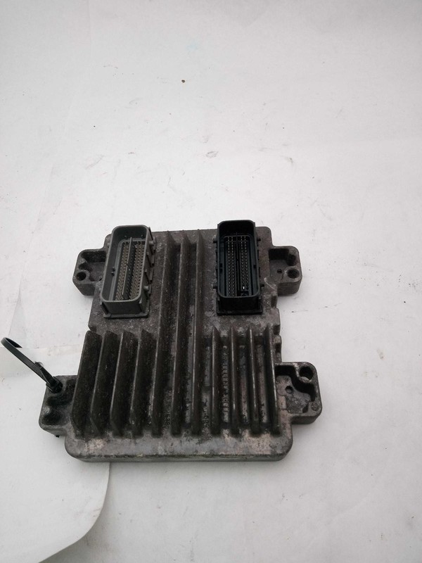 Used Engine Control Module (ECM) fits: 2013 Chevrolet Suburban 1500 Electronic C