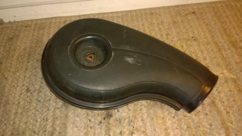 91-93 DEVILLE SDN 4.9 AT THROTTLE BODY COVER HOUSING AIR INTAKE OEM 1069-25