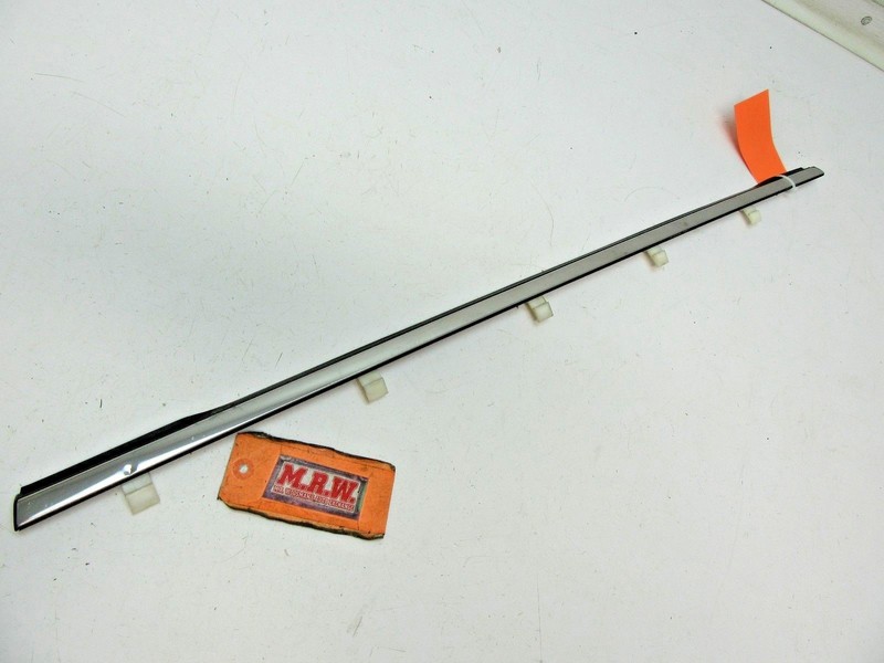 RIGHT REAR TOP OUTER DOOR SEAL CHROME R RR PASSENGER SIDE BACK BELT STRIP VUE