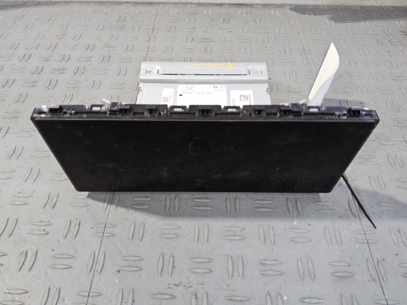 2023-2025 Hyundai PALISADE Radio Display And Receiver US Market w/Surround View