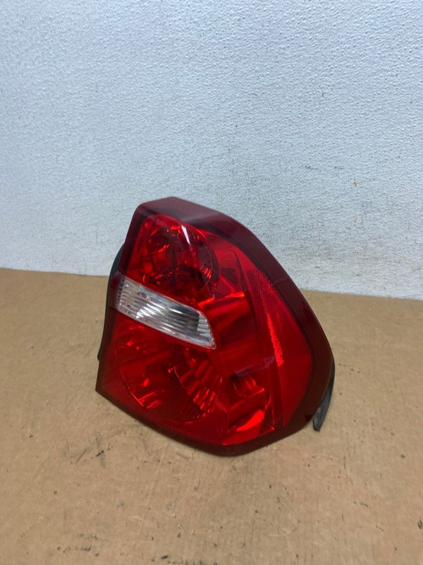 2004 to 2008 Chevrolet Malibu Right Passenger Rh Side Oem Tail Light AD4792 LK