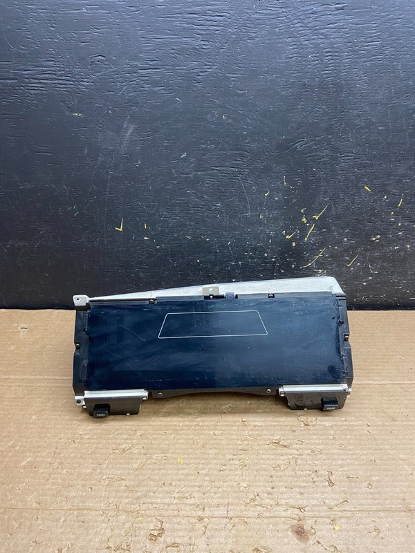 1988 1989 Oldsmobile Toronado Instrument Cluster Speedometer 01639654 W3023 DG