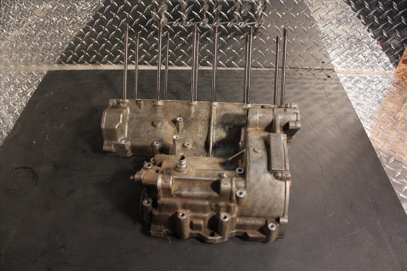 1996 YAMAHA YZF 600 R ENGINE BLOCK 1 SIDE CASING CRANK CASE CRANKCASE YZF600 96