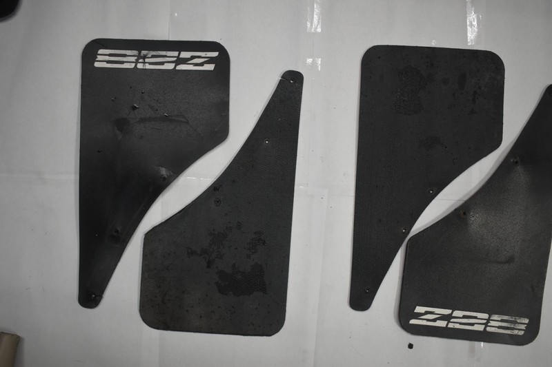 GM Chevorlet Camaro Z28 Splash Guards Mud Flaps Complete Set Of 4 USED OEM