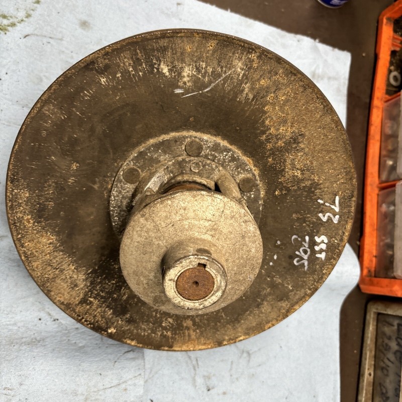 1973 Snojet Sno Jet SST 295 vintage snowmobile secondary driven clutches