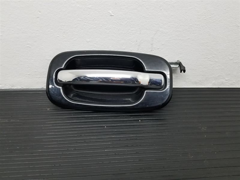 03-06 Cadillac Escalade Rear Left Driver Door Handle Black Chrome OEM 15074059