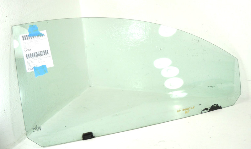 1998-2010 Volkswagen Beetle Htbk Front Door Window Glass Passenger Right OEM