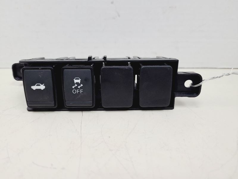 2017 Nissan Altima Trunk Deck Lid Release Control Switch Button 563836