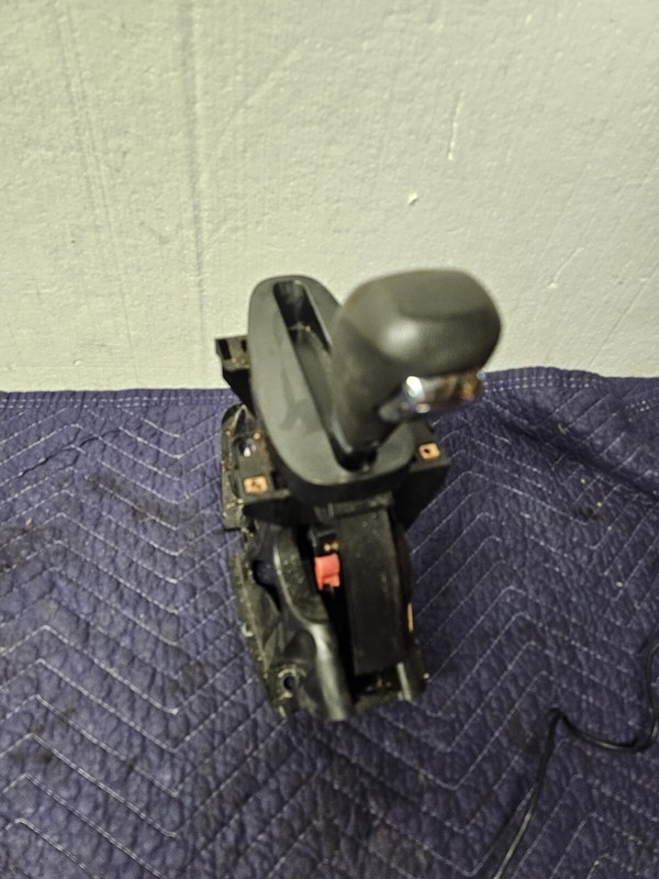 2006-2011 Chevy Impala Automatic Floor Gear Shift Shifter Assembly OEM 06-11