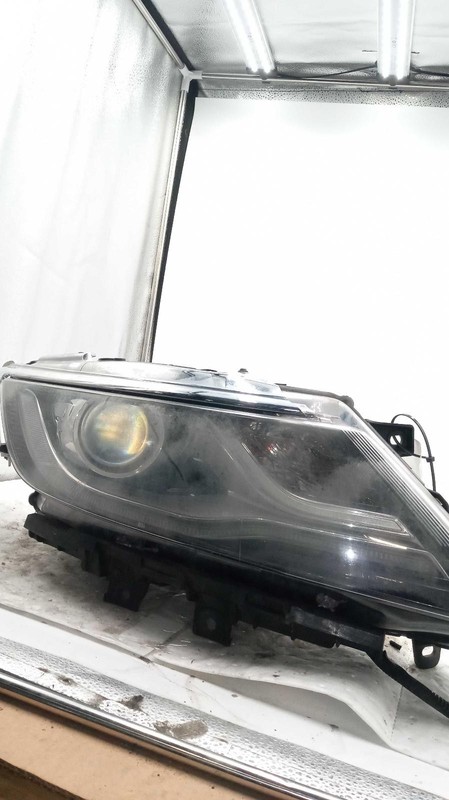 Used Right Headlight Assembly fits: 2018 Lincoln Mkc Right Grade A
