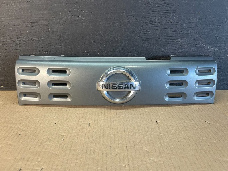 2009 to 2014 Nissan Cube Front Upper Grill Grille Oem AE3690 DG