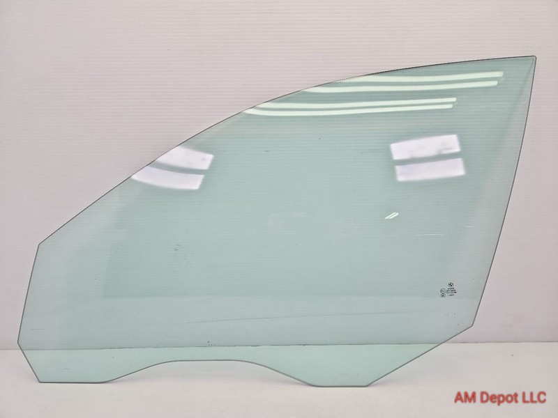 2008 BMW 535xi 535i 528i 528xi 540i E60 Front Left Door Window Glass 51337110633