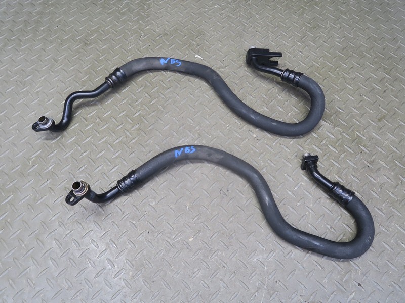 2006-2010 BMW E63 E64 M6 ENGINE OIL COOLER HOSE PIPE LINE SET OF 2
