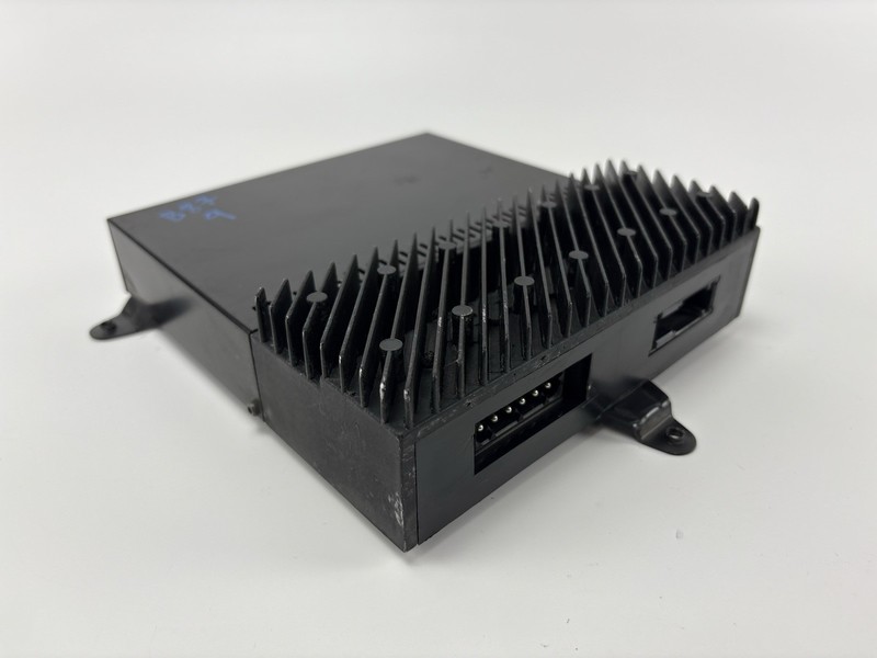 BMW E36 OEM Amplifier 65128360559 8360560 318 325 328 M3 Coupe And Sedan