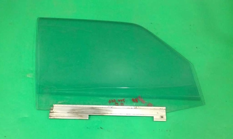 88 89 90 91 300SEL PASSENGER RIGHT FRONT WINDOW DOOR GLASS OEM 3900-33