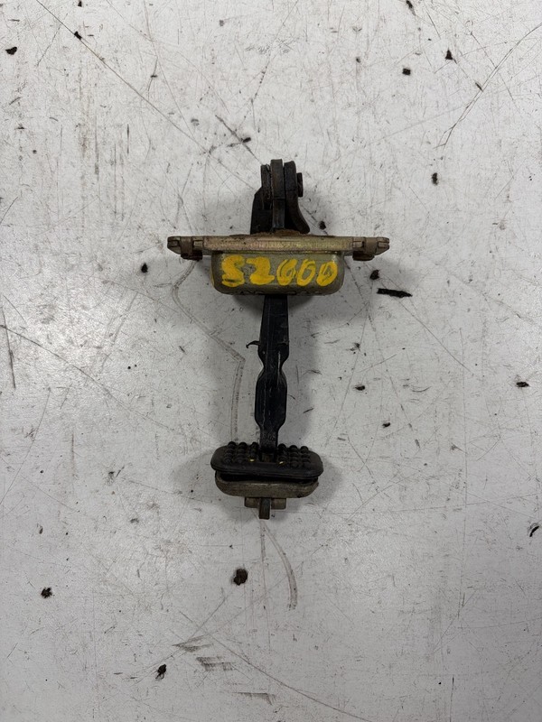 00-06 Honda S2000 Right Door Stopper 72340-S30-003 OEM