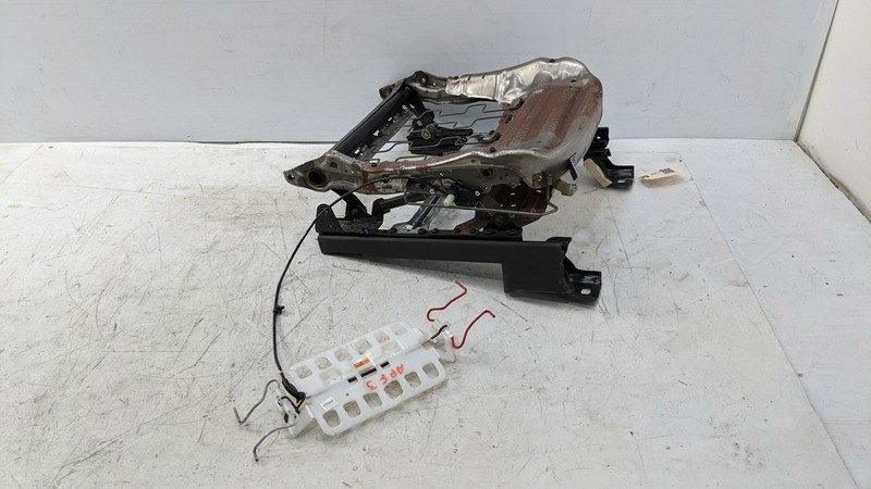 Front Right Seat Lower Frame w/ Motors 2014 Lincoln MKT 2013 - 2017 2018 2019