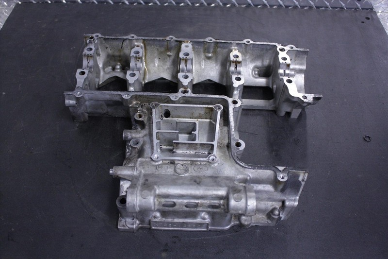 01 SUZUKI GSX-R 600 TOP UPPER ENGINE MOTOR BLOCK CASING CASE GSXR GSX R
