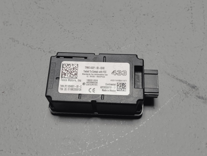 2012-2020 Tesla Model S X Tire Pressure Monitor System TPMS Control Unit OEM