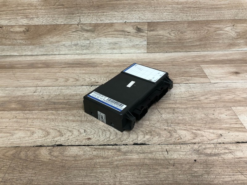 JAGUAR OEM XK8 XKR ANTI LOCK SECURITY LOCKING MODULE COMPUTER 97-03