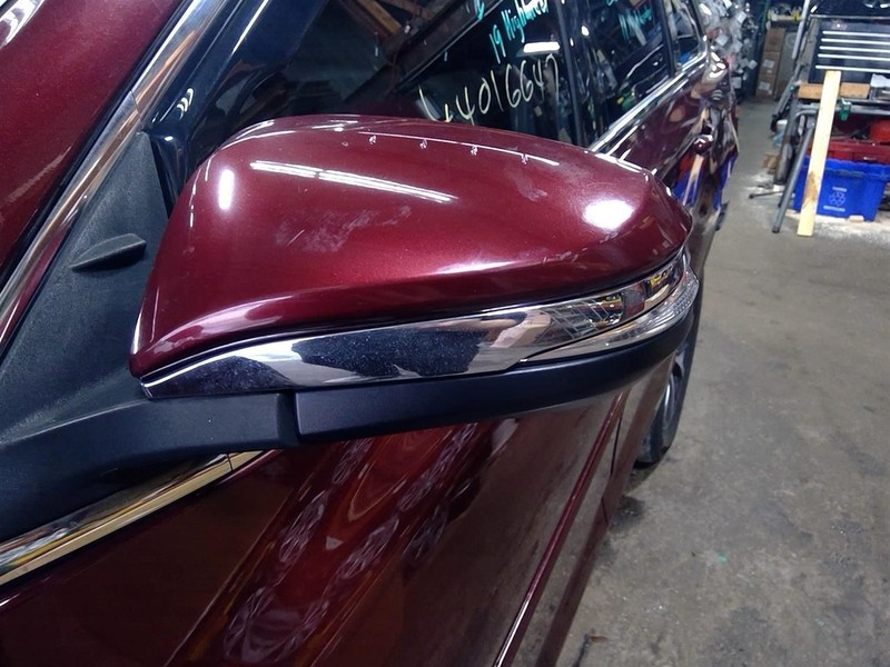 Driver Side View Mirror Power Heated Turn Signal Fits 14-19 HIGHLANDER 1777926