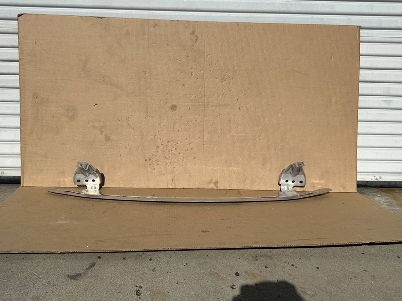 ✅ Tesla Model Y 2020 Front Bumper Reinforcement Lower 1505433