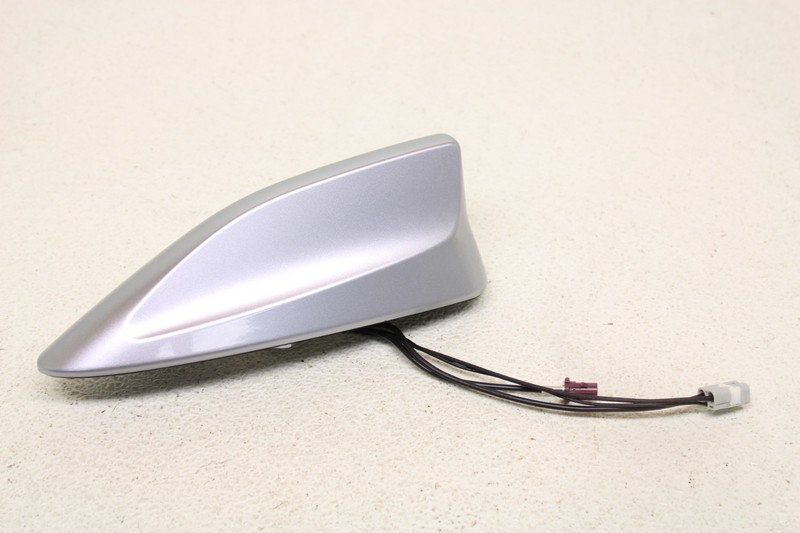 Subaru WRX STI GPS Aerial Antenna Ice Silver Shark Fin Antenna Oem 2018-2021