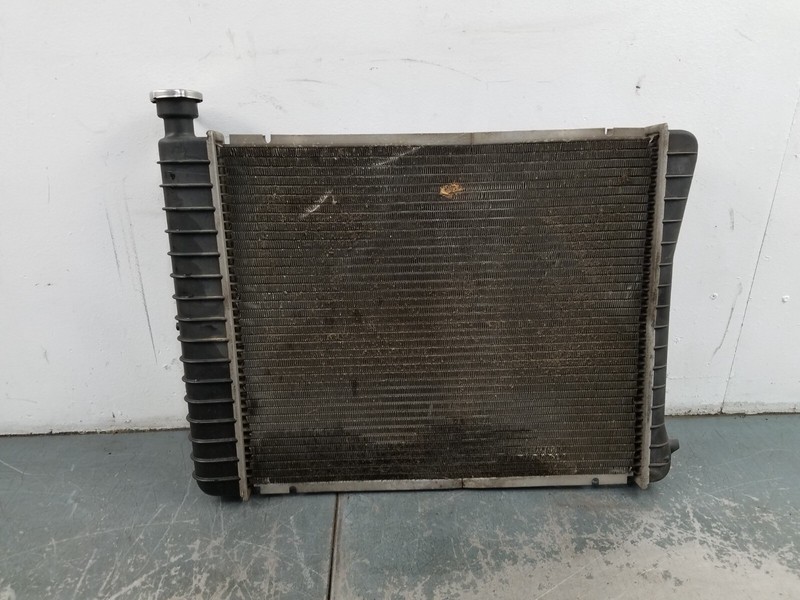 1992 ChevroletW/T 1500 Radiator #6336 G7